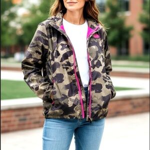 The North Face Camouflage & Hot Pink Windbreaker Women's Size XL